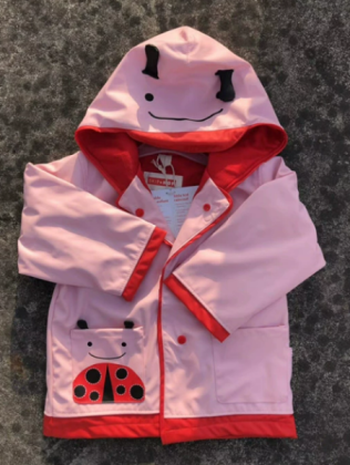 Cartoon raincoat, Cartoon raincoat